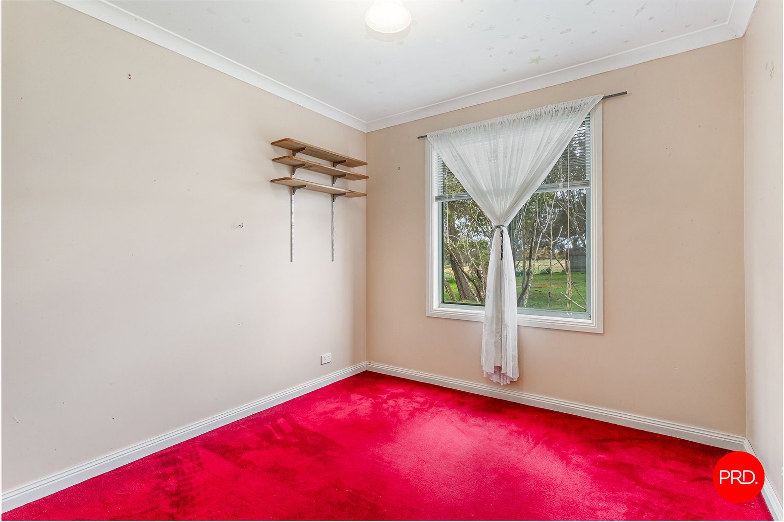 40 Honeysuckle Road LAURISTON 14