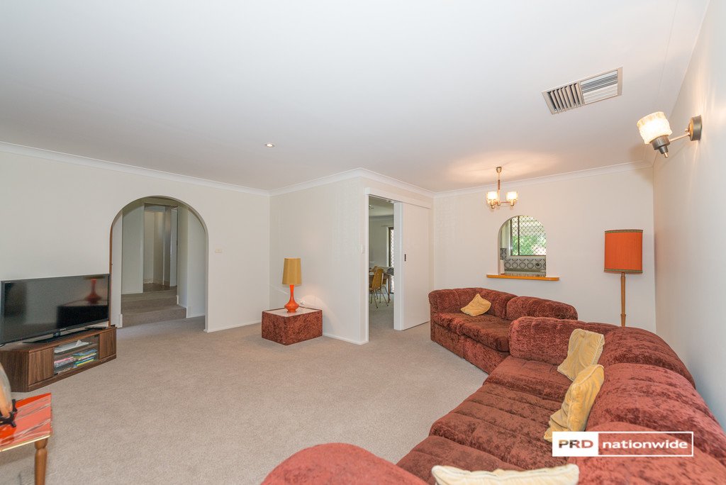 40 Jill Street TAMWORTH 5