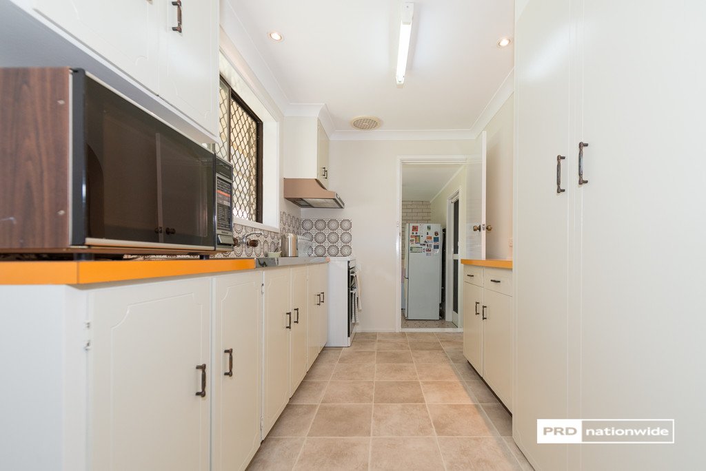 40 Jill Street TAMWORTH 8