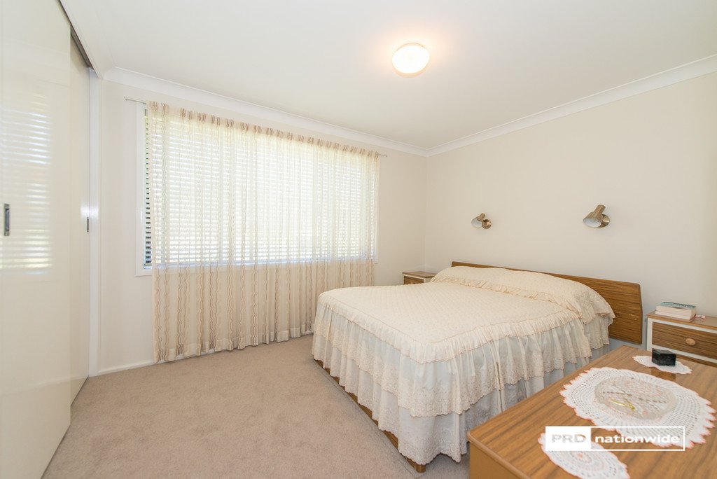 40 Jill Street TAMWORTH 16