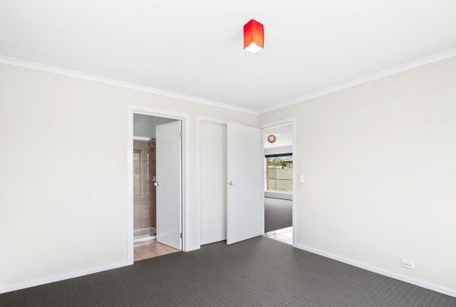 Gallery: 40 Jordan Avenue