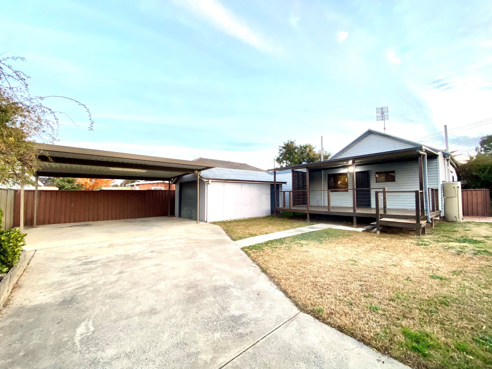 40 Kathleen Street TAMWORTH 9