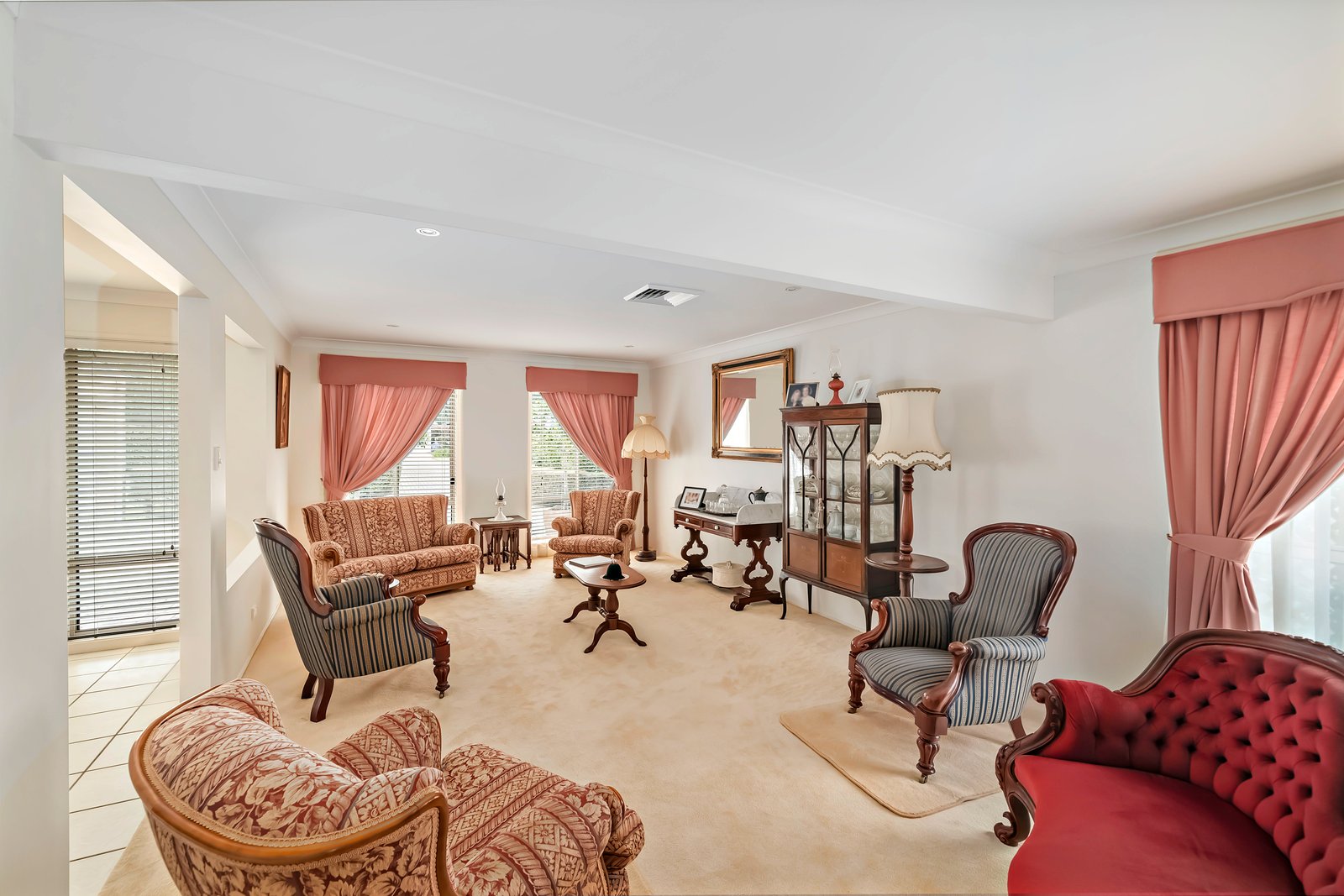 40 Kestrel Avenue SALAMANDER BAY 9