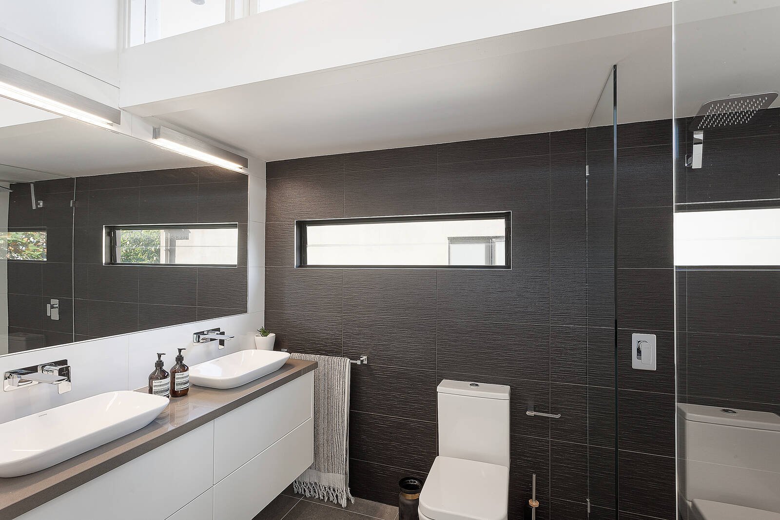 Real Estate and Property in 40 Kingsley Street, Elwood, VIC