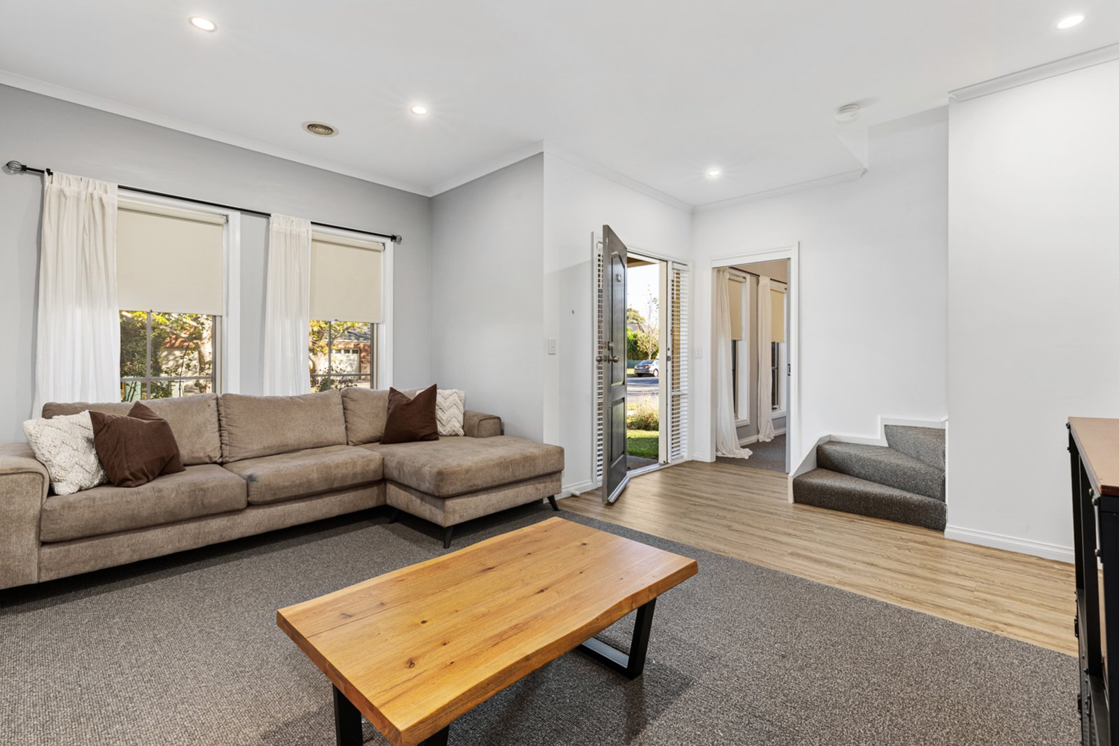 Gallery: 40 Lake Gardens Avenue