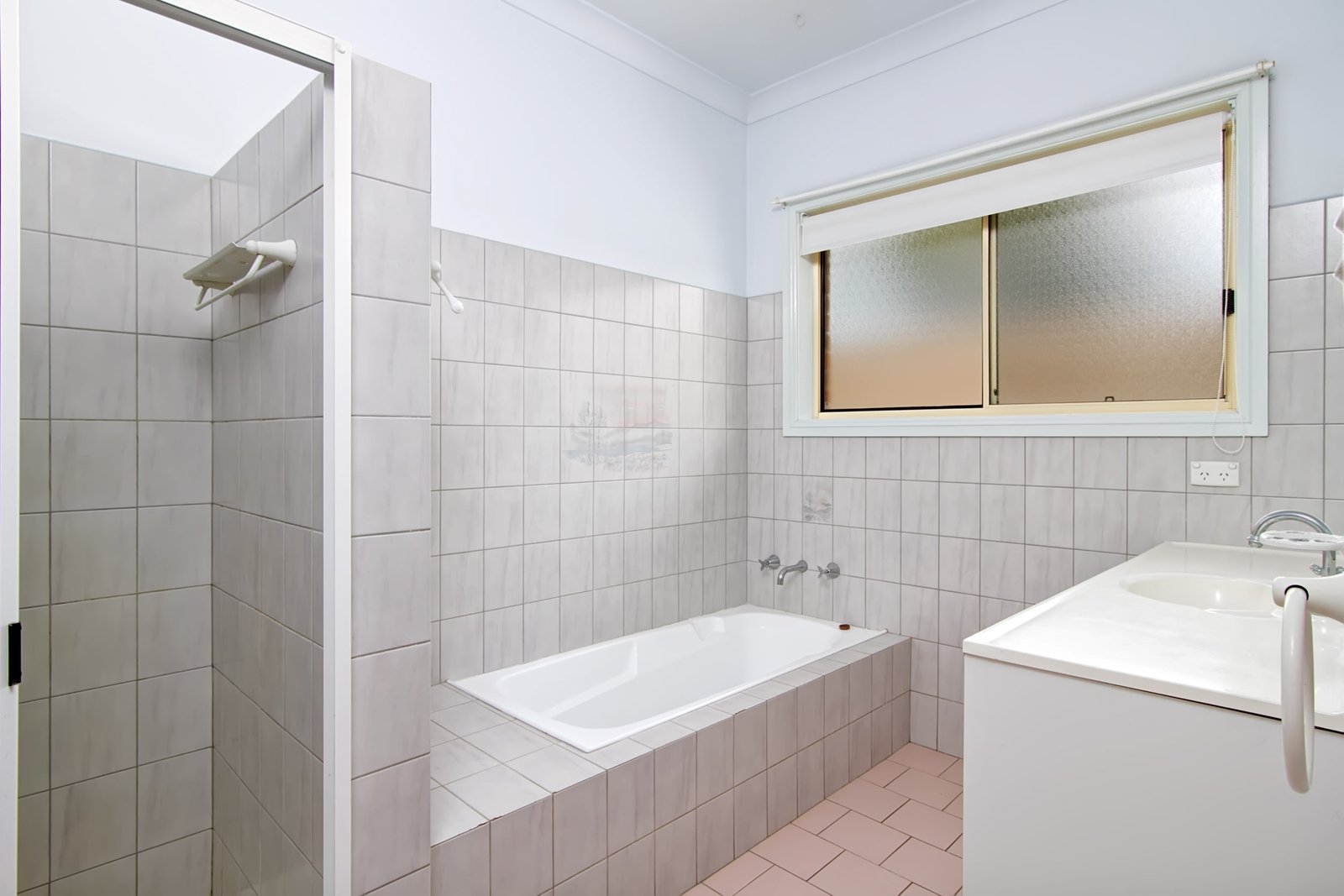 40 Lamilla Street GLENFIELD PARK 8