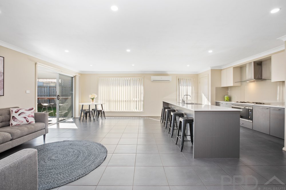 40 Lapwing Street ABERGLASSLYN 1