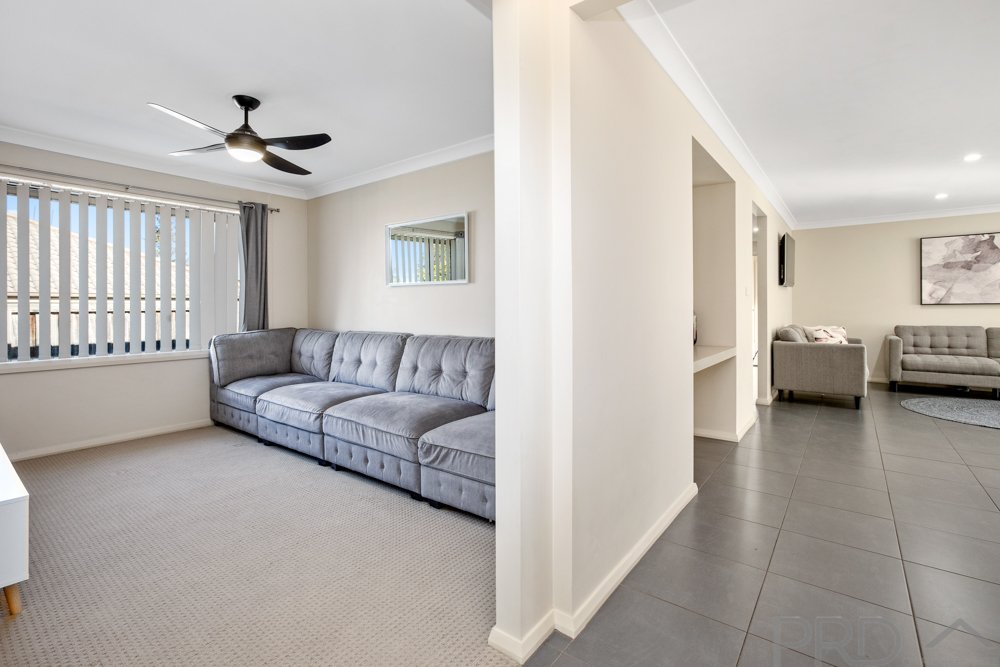 40 Lapwing Street ABERGLASSLYN 12