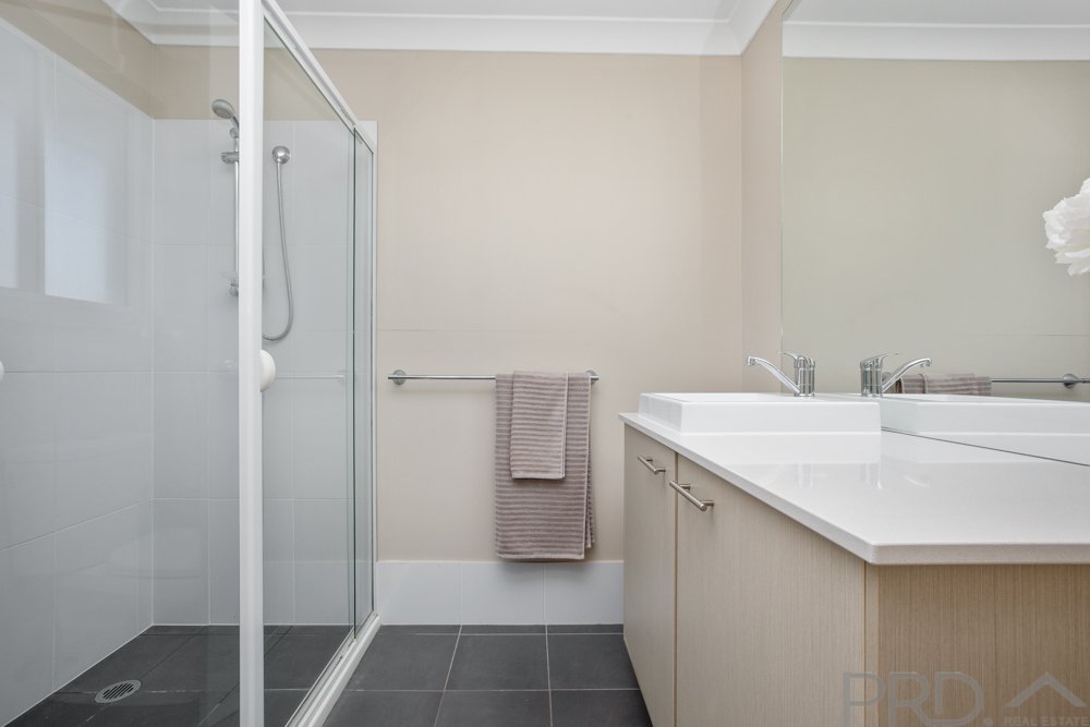 40 Lapwing Street ABERGLASSLYN 14