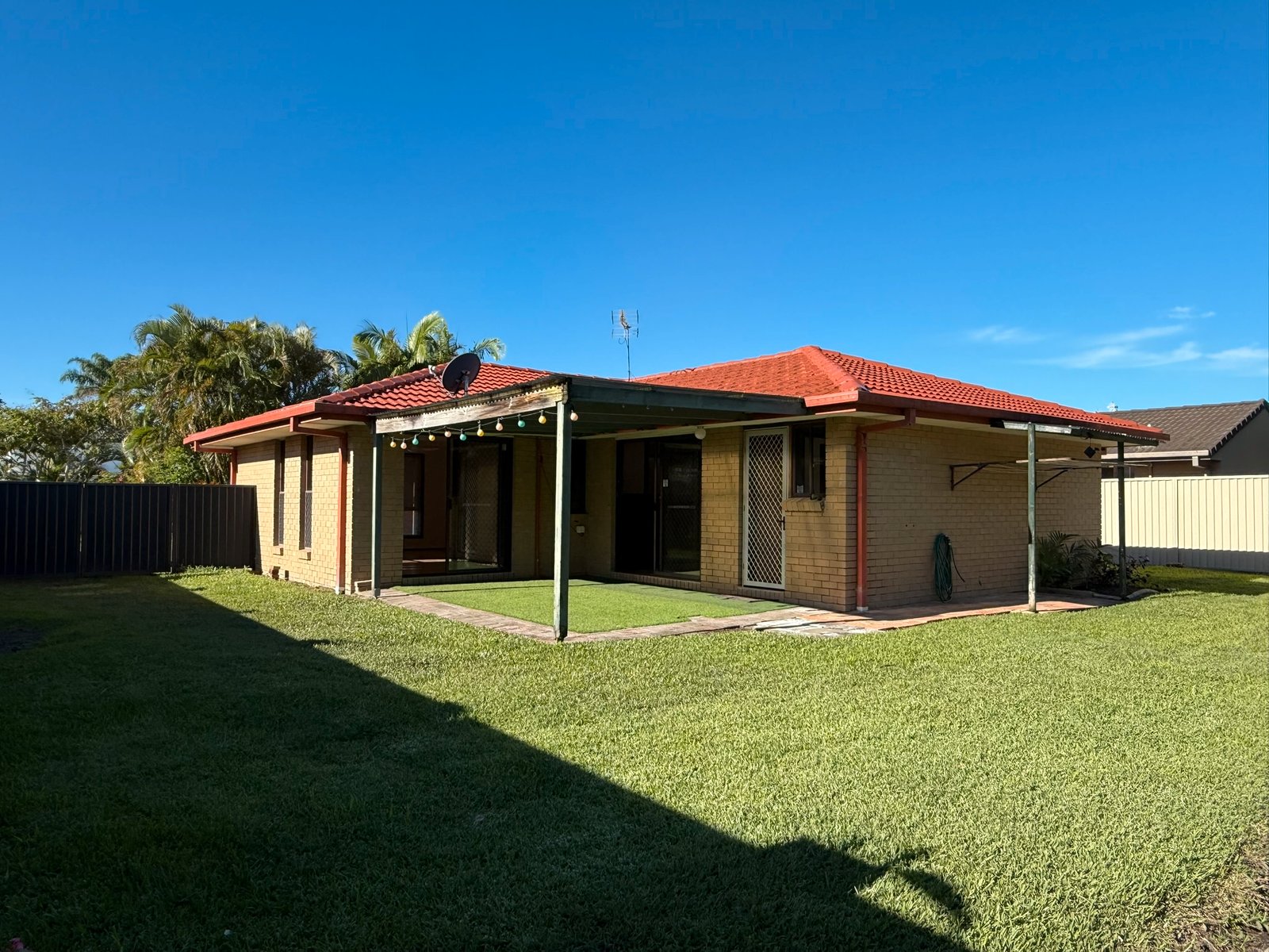 40 Lochinvar Court ASHMORE 20