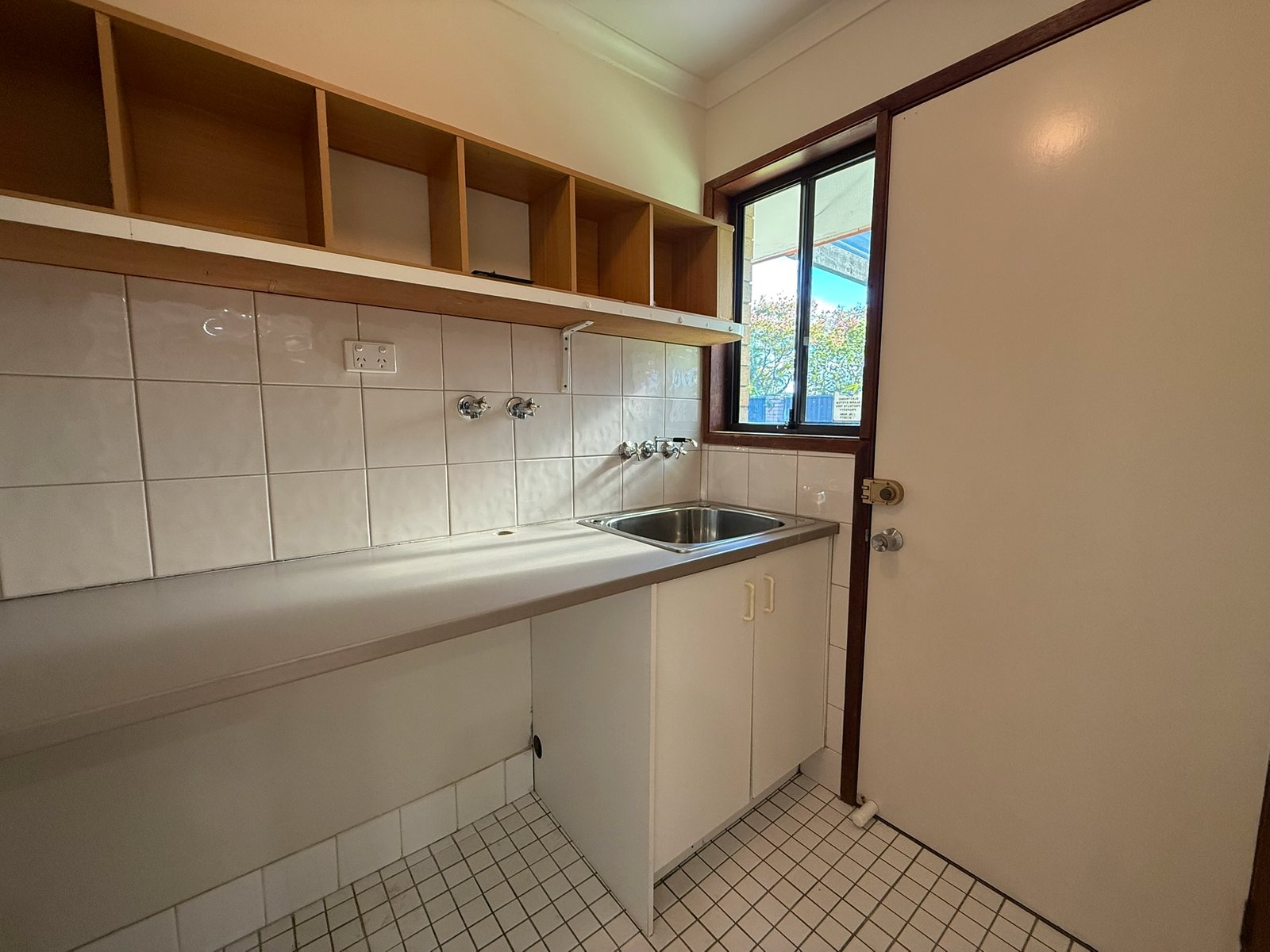 40 Lochinvar Court ASHMORE 21