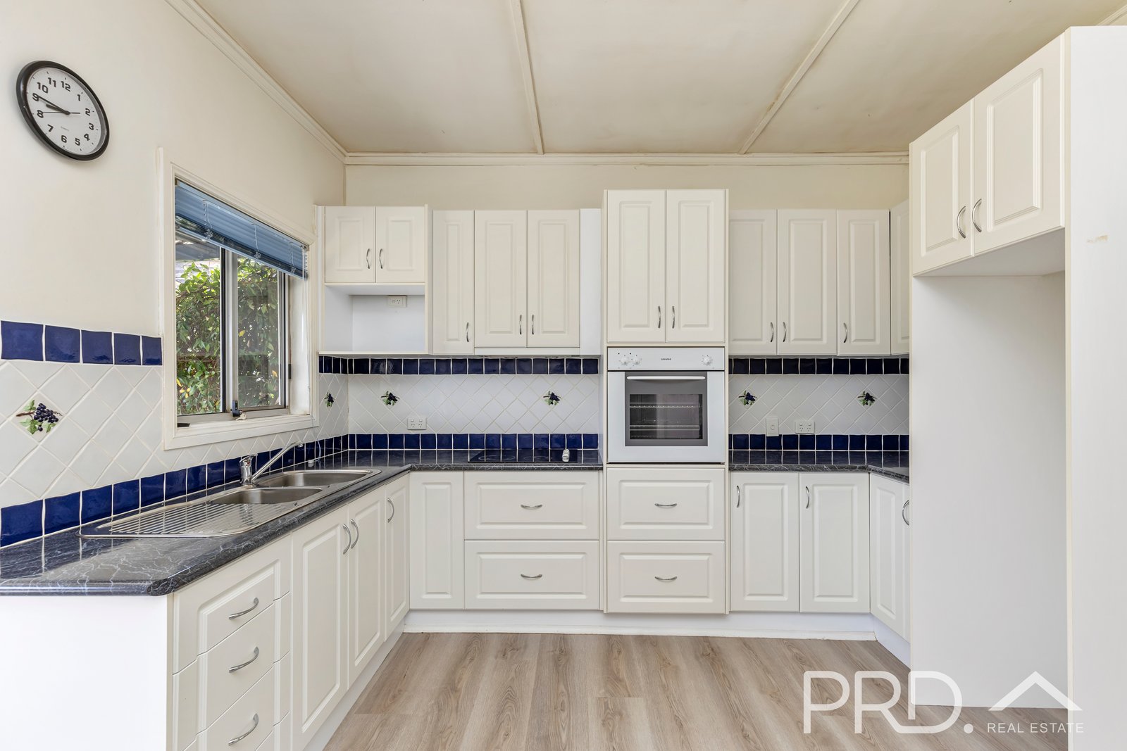 40 Lockhart Street ADELONG 1