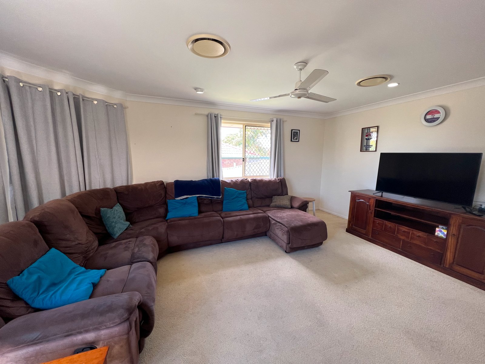 40 Lomandra Street BOYNE ISLAND 6