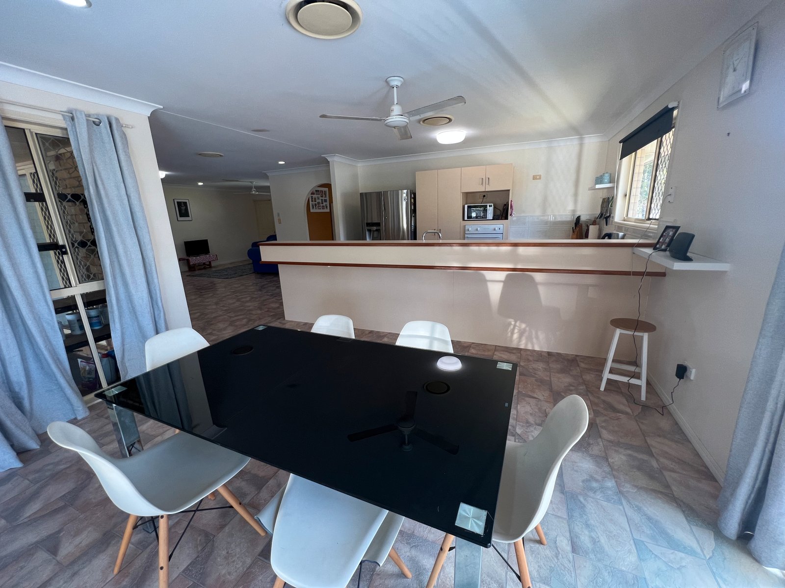 40 Lomandra Street BOYNE ISLAND 8