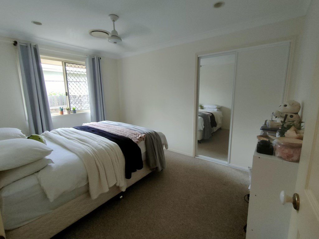 40 Lomandra Street BOYNE ISLAND 14