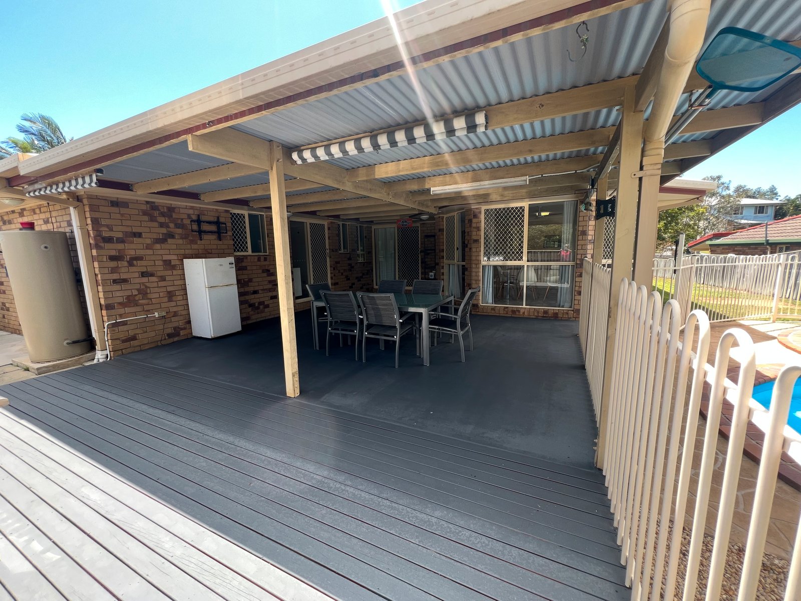 40 Lomandra Street BOYNE ISLAND 17