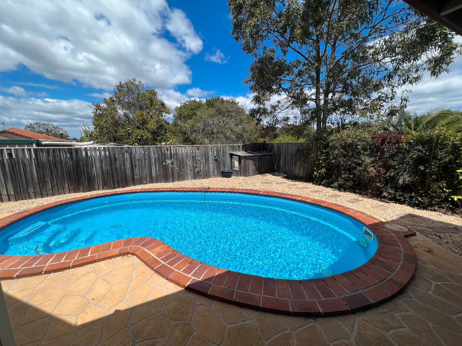 40 Lomandra Street BOYNE ISLAND 20