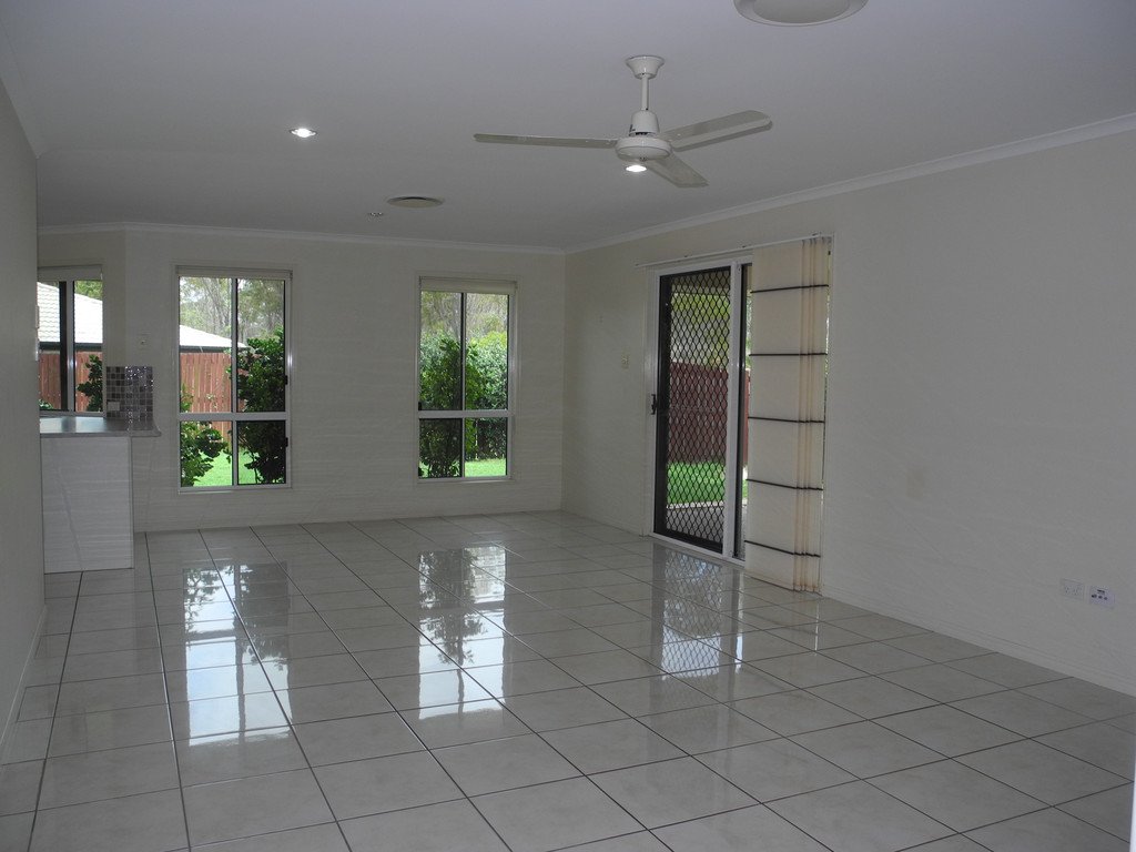 40 Longreach Court TANNUM SANDS 5