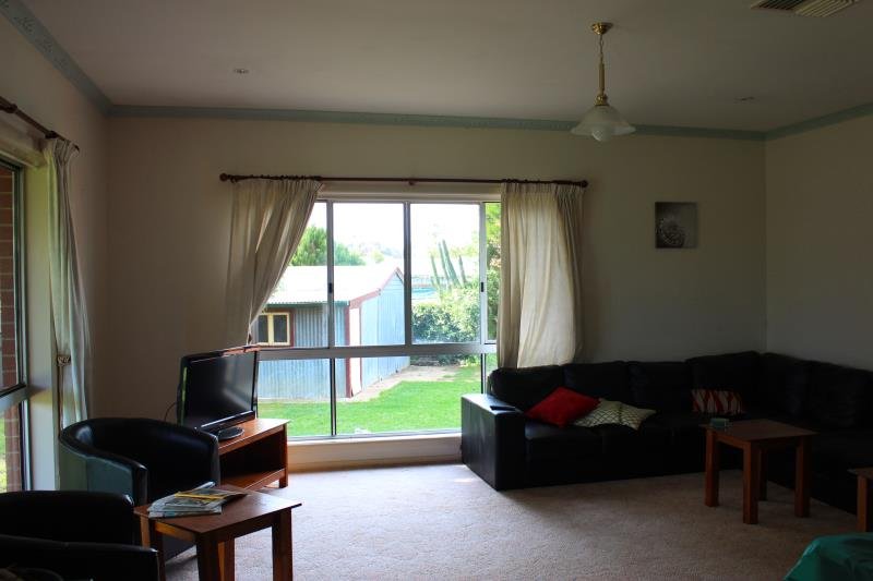 40 Manoora Crescent MOUNT AUSTIN 5