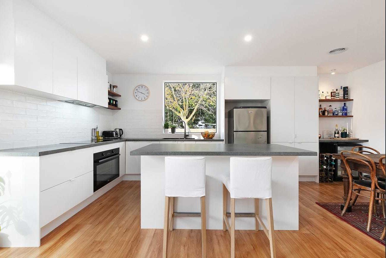 Gallery: 40 Maple Crescent