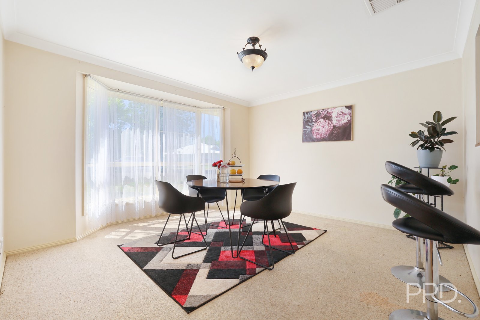40 Milburn Road OXLEY VALE 2