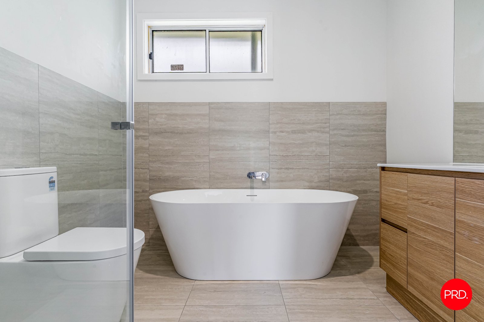 40 Montgomery Crescent WHITE HILLS 3