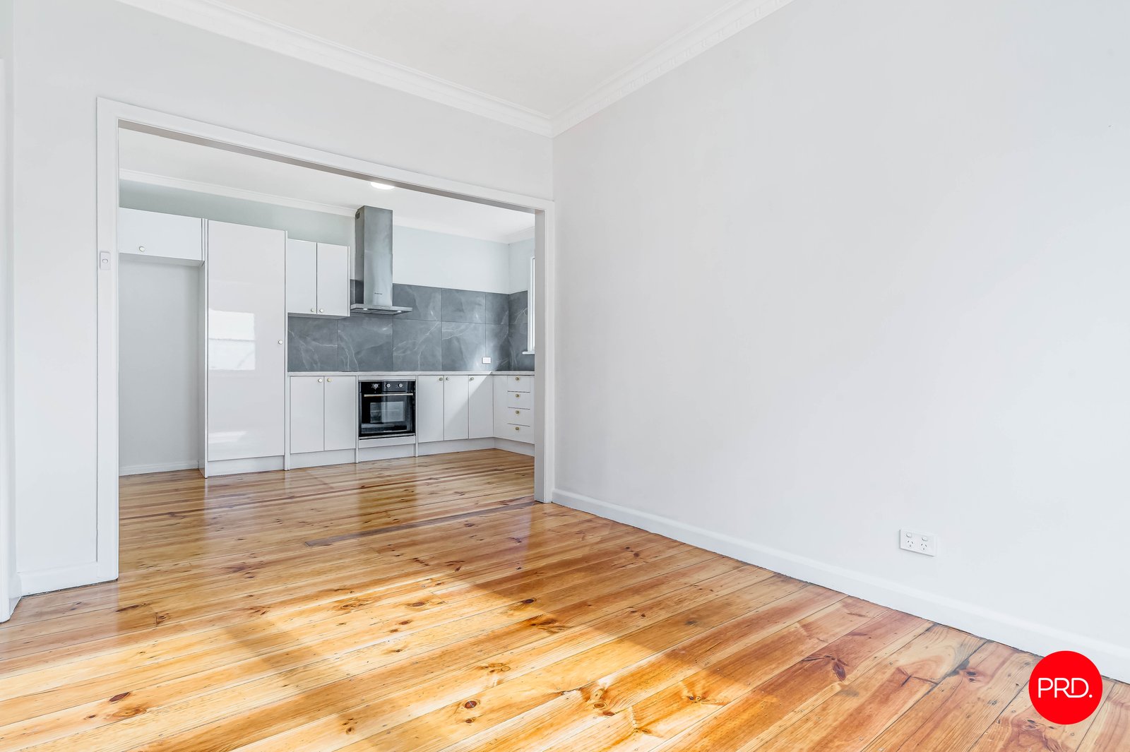 40 Montgomery Crescent WHITE HILLS 6