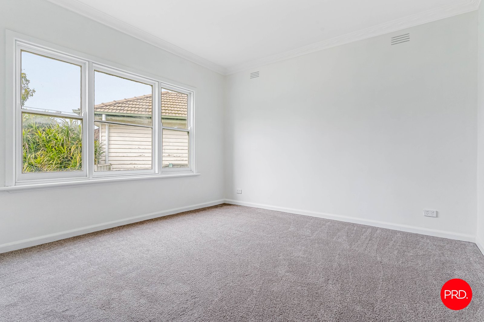 40 Montgomery Crescent WHITE HILLS 9