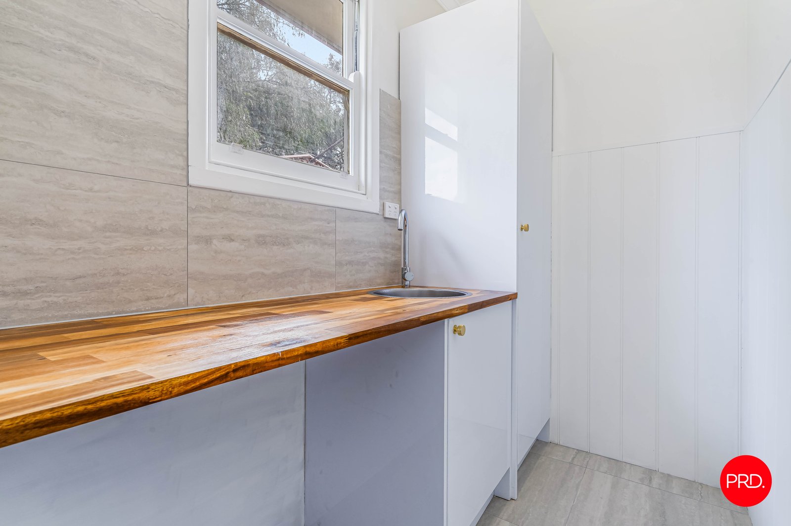 40 Montgomery Crescent WHITE HILLS 11