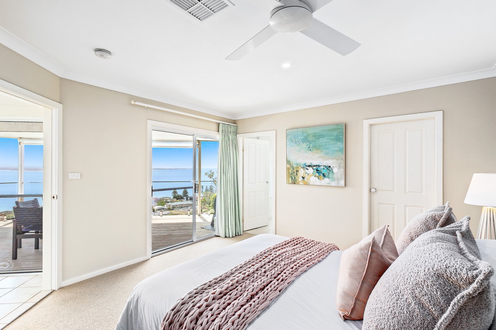 40 Mulubinda Parade CORLETTE 19