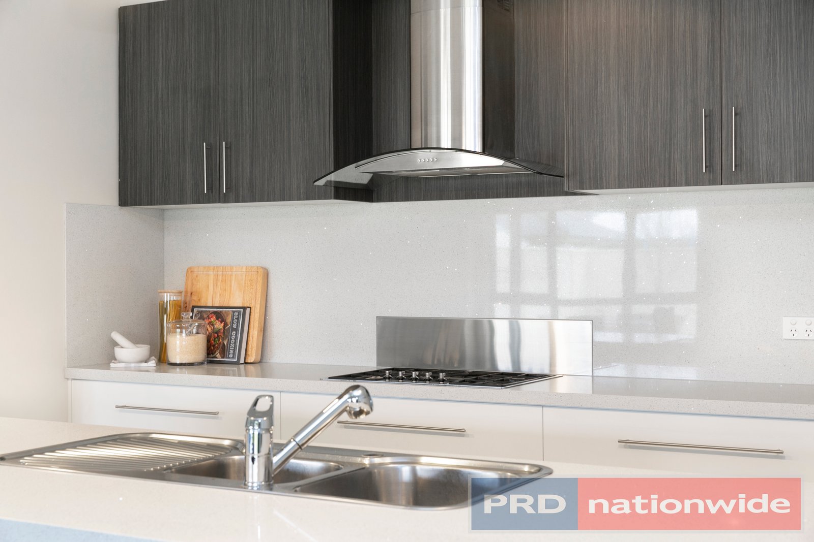 40 Normlyttle Parade MINERS REST 2