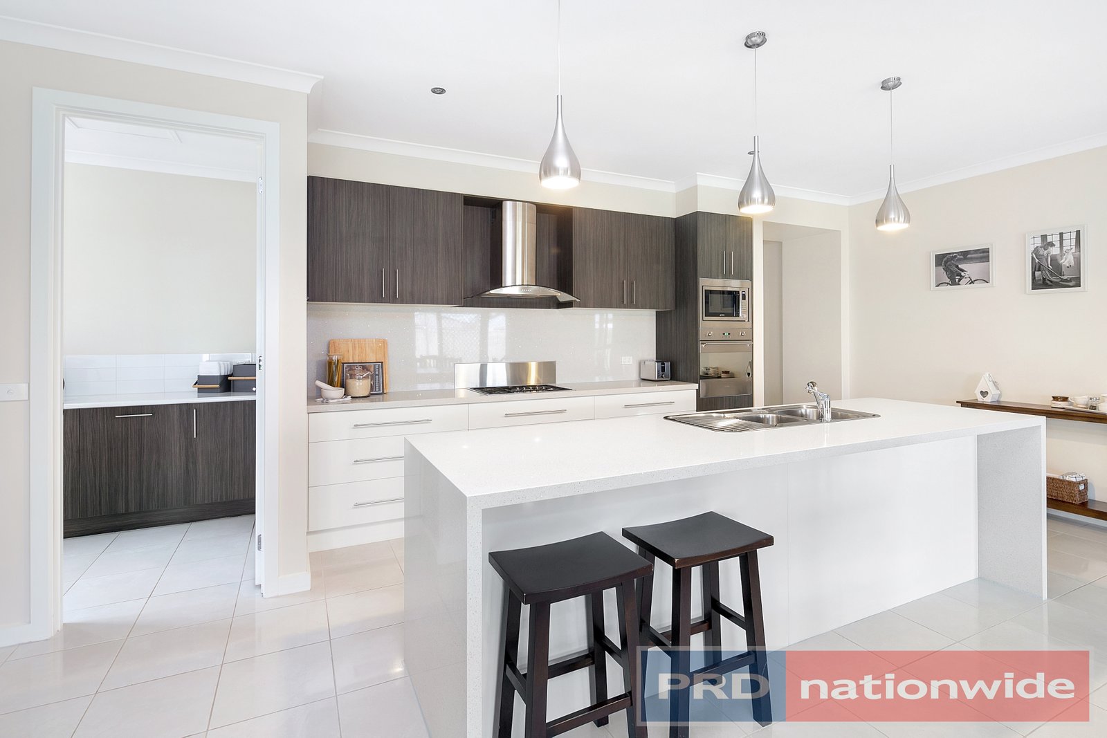 40 Normlyttle Parade MINERS REST 3