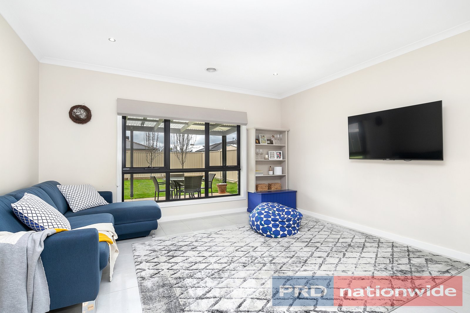 40 Normlyttle Parade MINERS REST 6