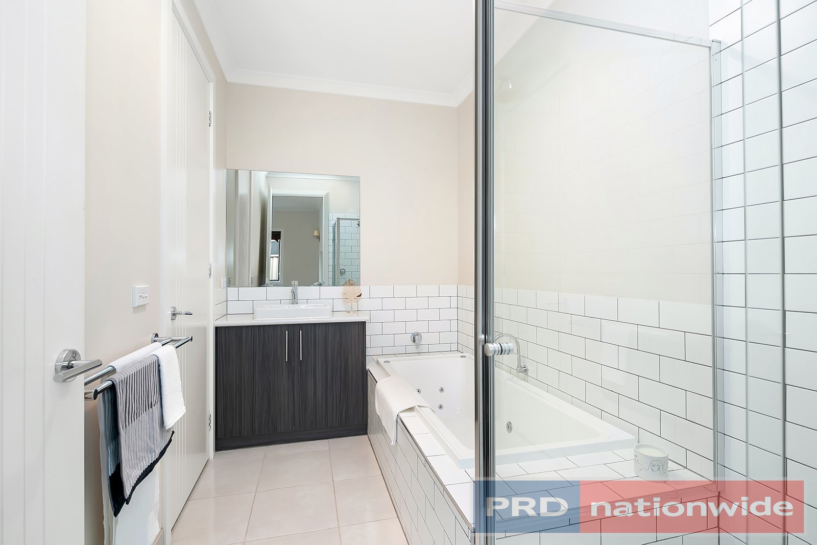 40 Normlyttle Parade MINERS REST 9