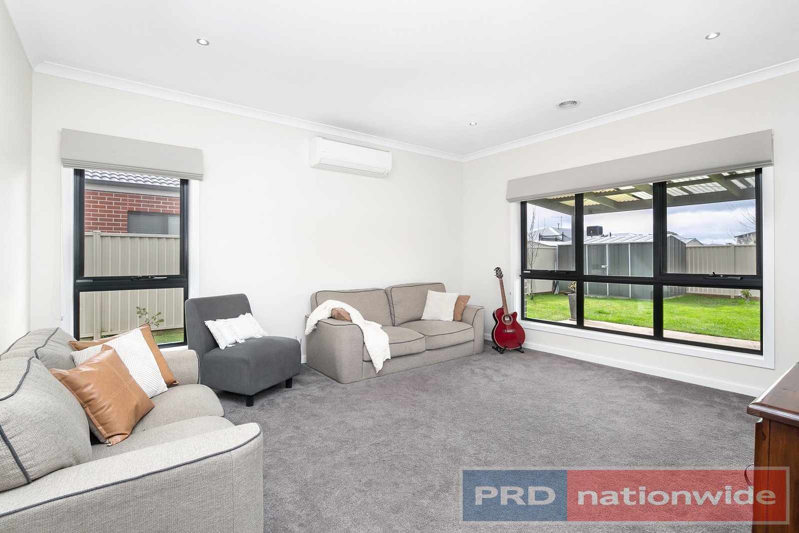 40 Normlyttle Parade MINERS REST 14