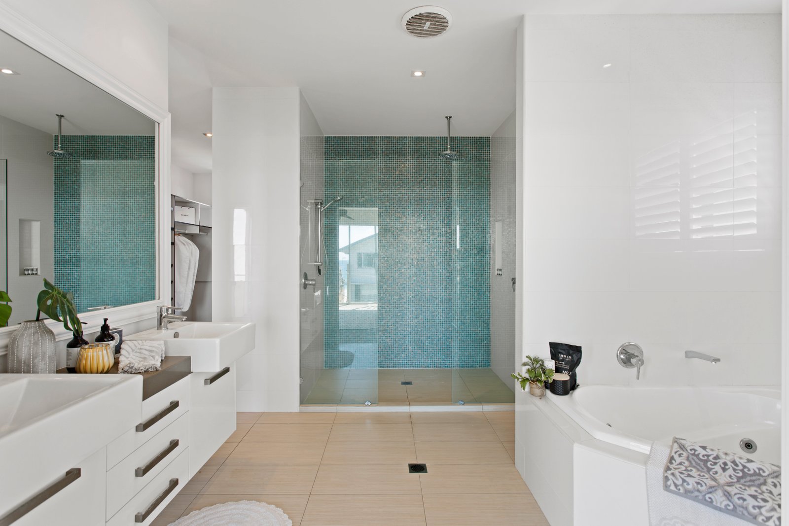 40 O'Connor Street TUGUN 12