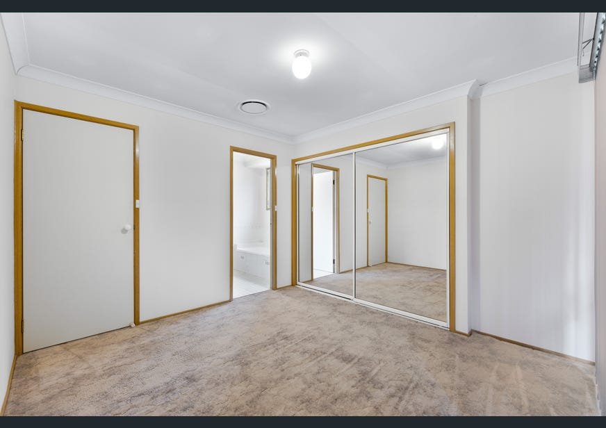 40 Oriole St  Glenmore Park 5