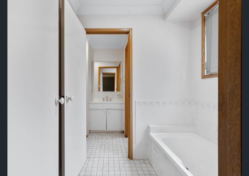 40 Oriole St  Glenmore Park 10