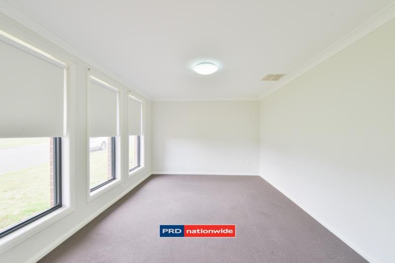 40 Orley Drive TAMWORTH 4