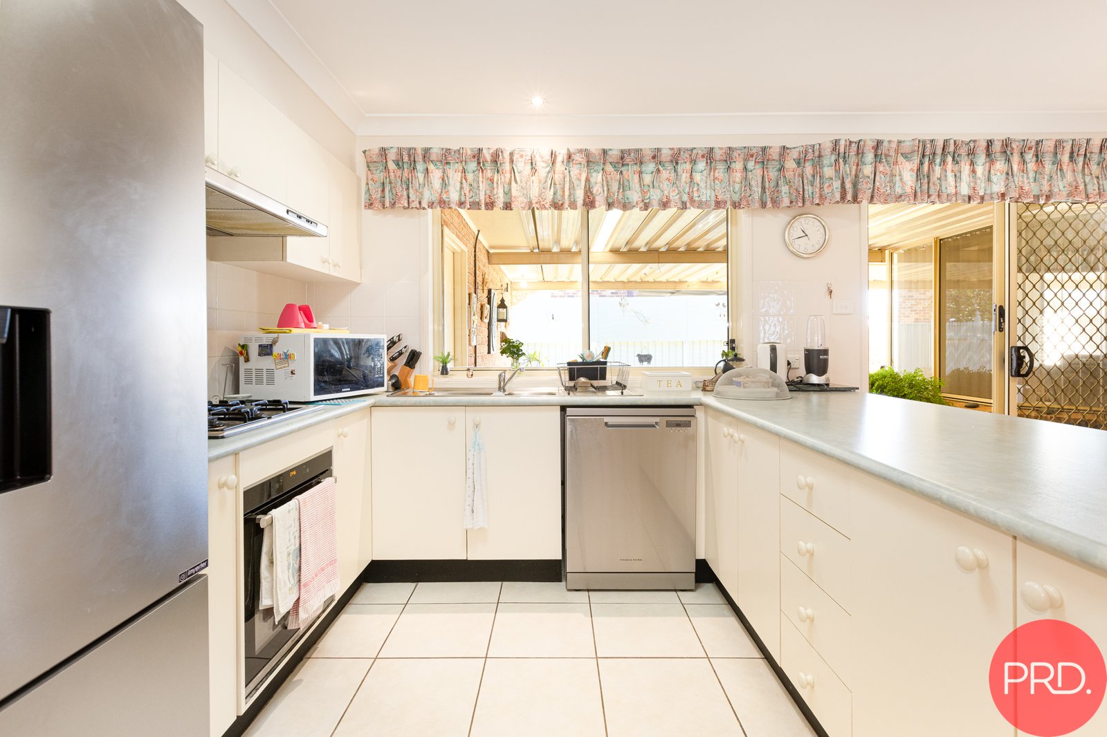 40 Pacific Crescent ASHTONFIELD 9