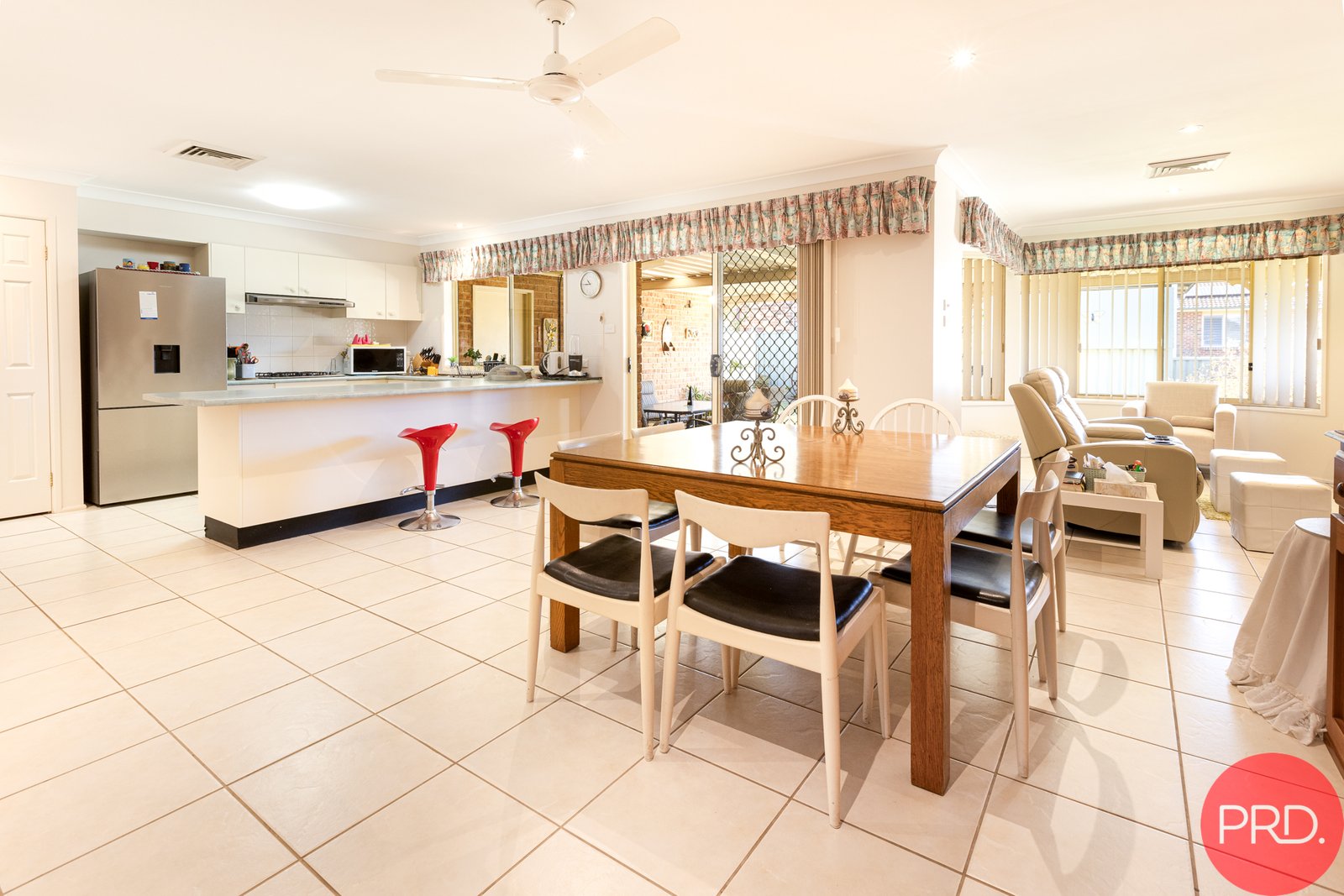 40 Pacific Crescent ASHTONFIELD 11