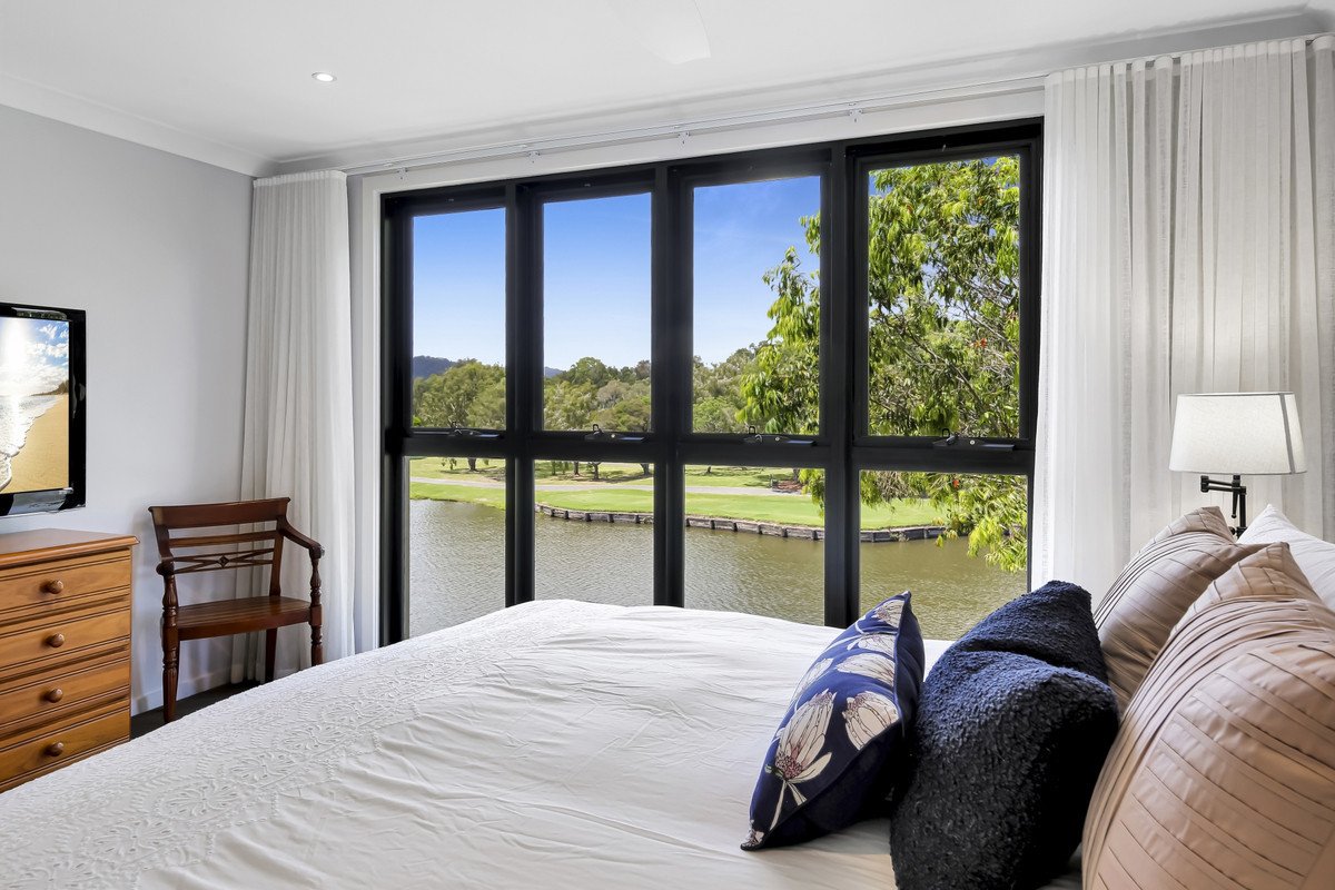 40 Peninsula Drive Robina 10