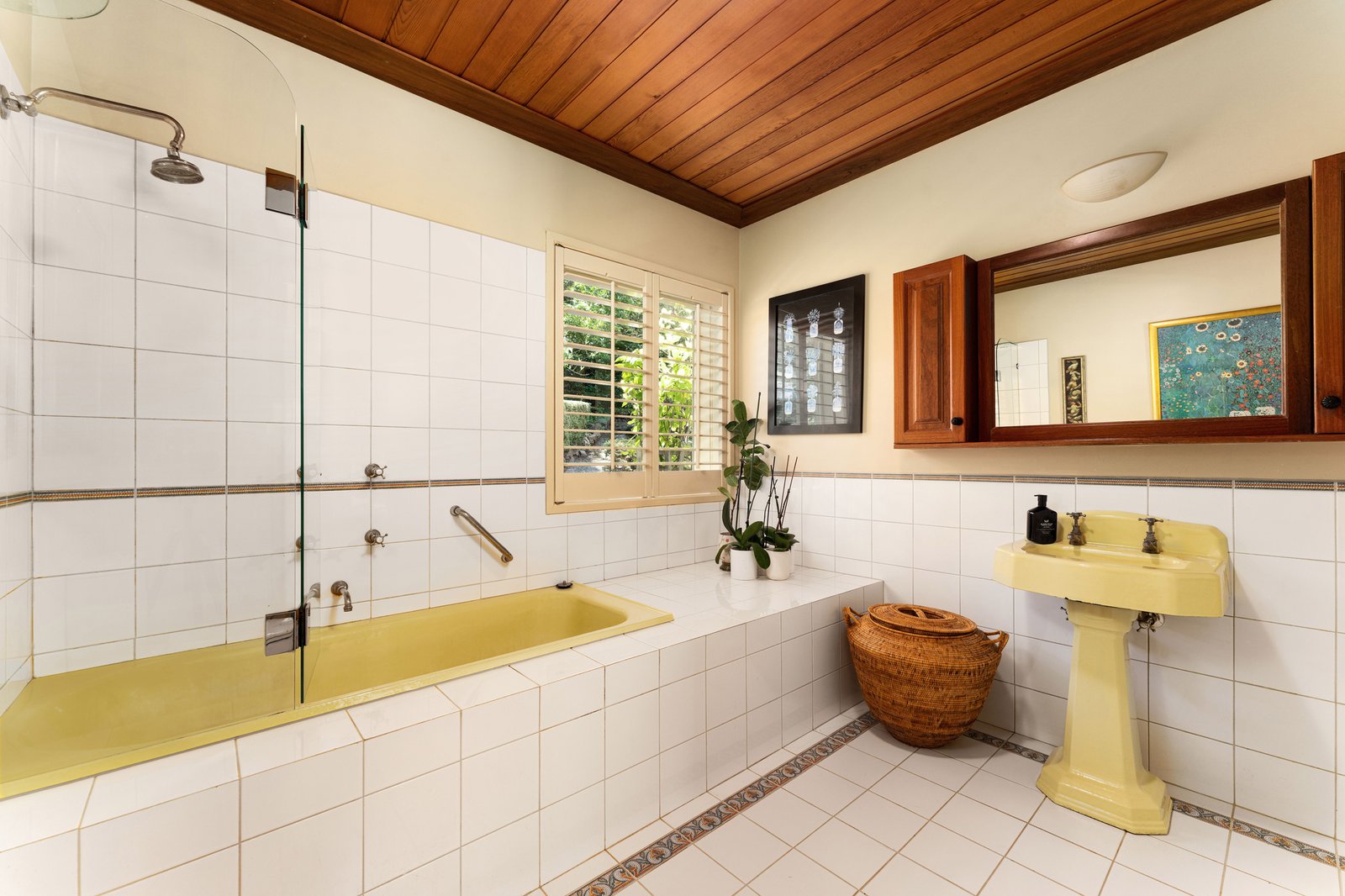 Real Estate and Property in 40 Pinchoff Lane, Mount Macedon, VIC