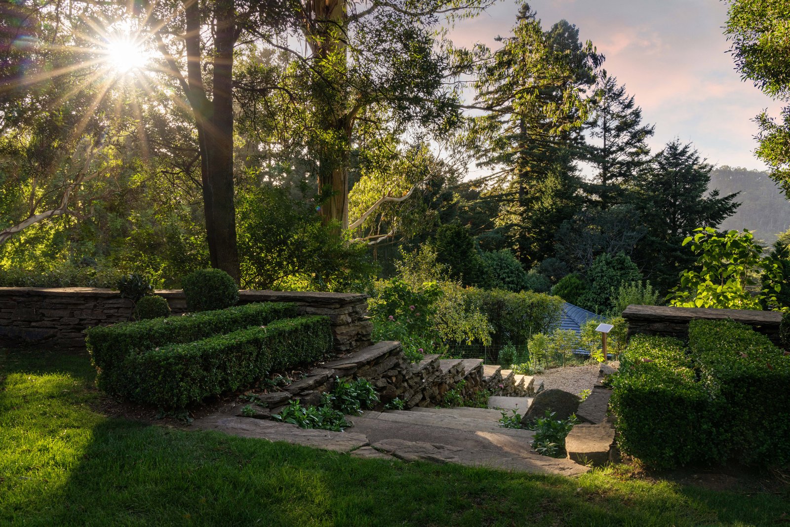 Real Estate and Property in 40 Pinchoff Lane, Mount Macedon, VIC