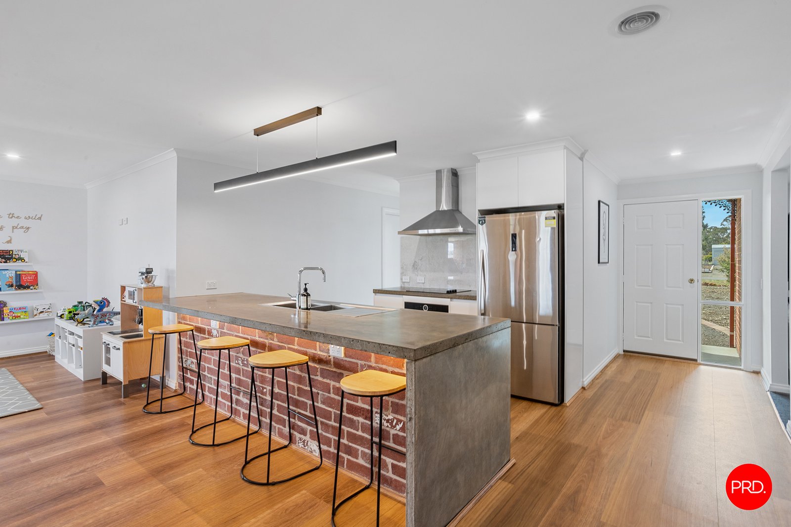 40 Pine Grove GOORNONG 8