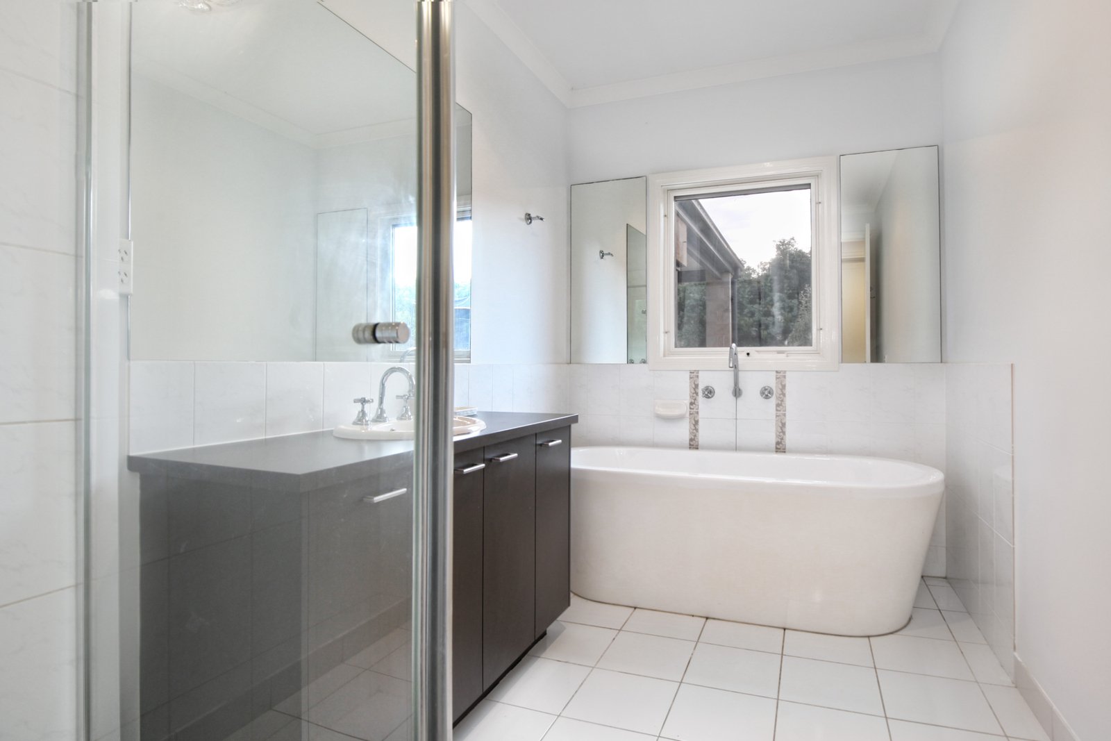 Real Estate and Property in 40 Plants Lane, Woodend, VIC