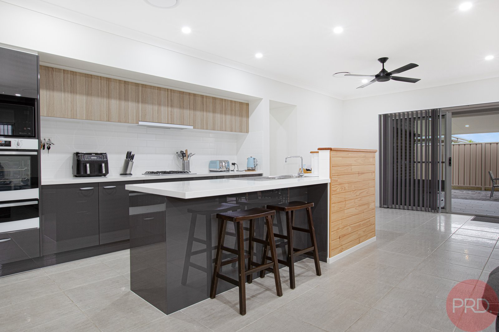 40 Portabello Crescent THORNTON 2