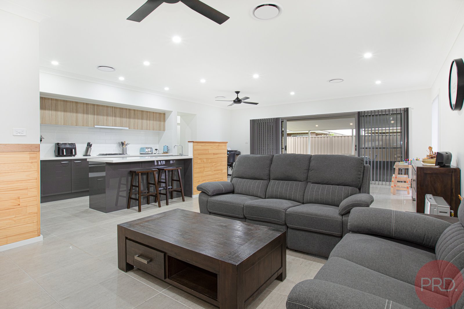 40 Portabello Crescent THORNTON 3