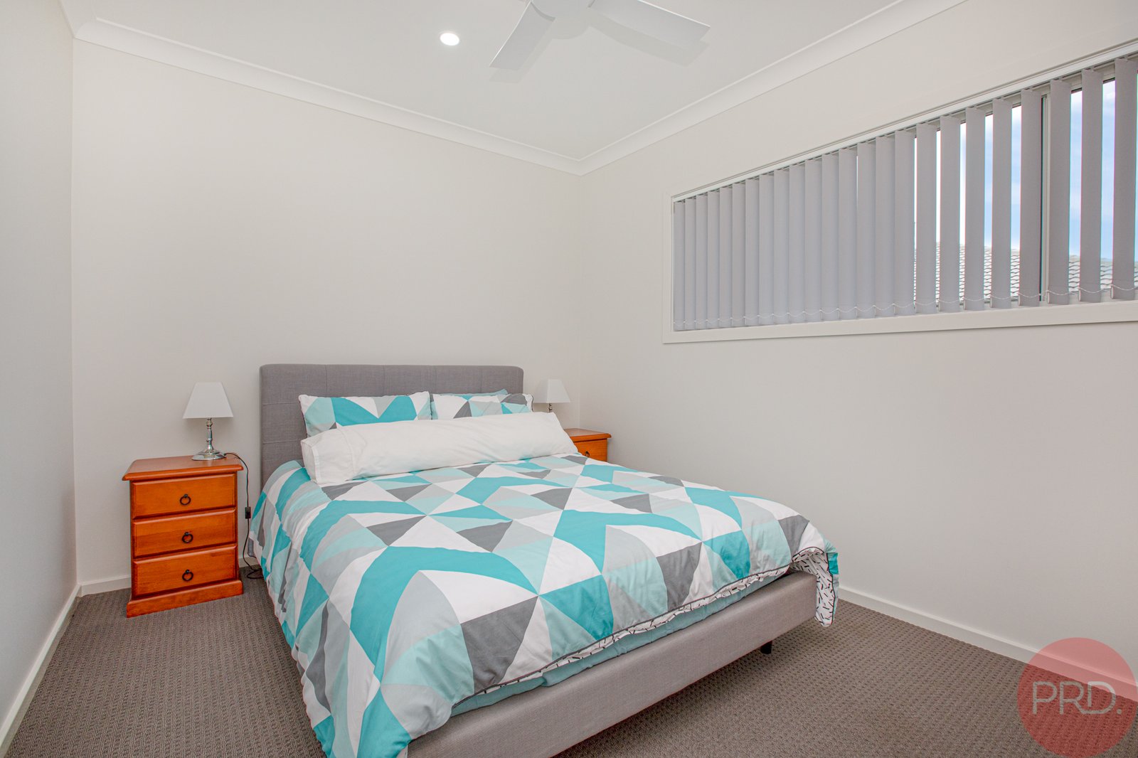 40 Portabello Crescent THORNTON 9