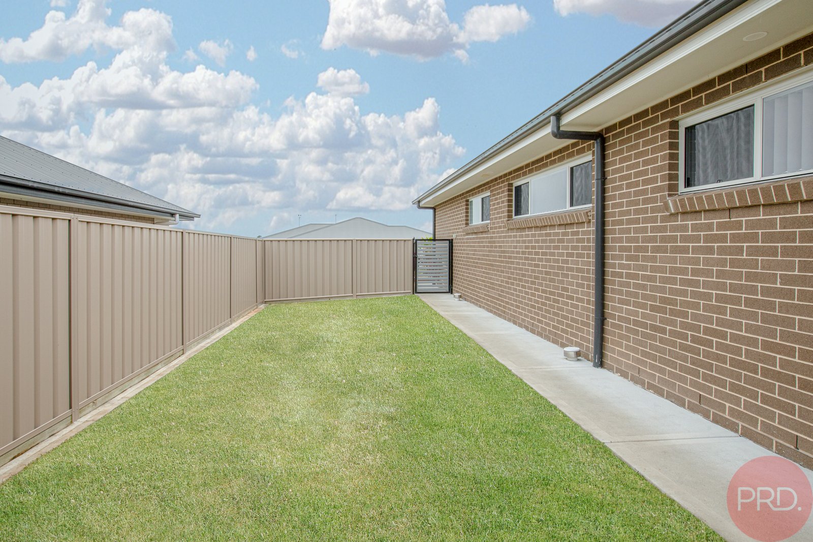 40 Portabello Crescent THORNTON 17